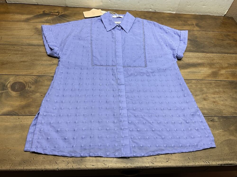 Pearl By Lela Rose Periwinkle Dotted Cotton Button Front Top Size Small FLAW NWT